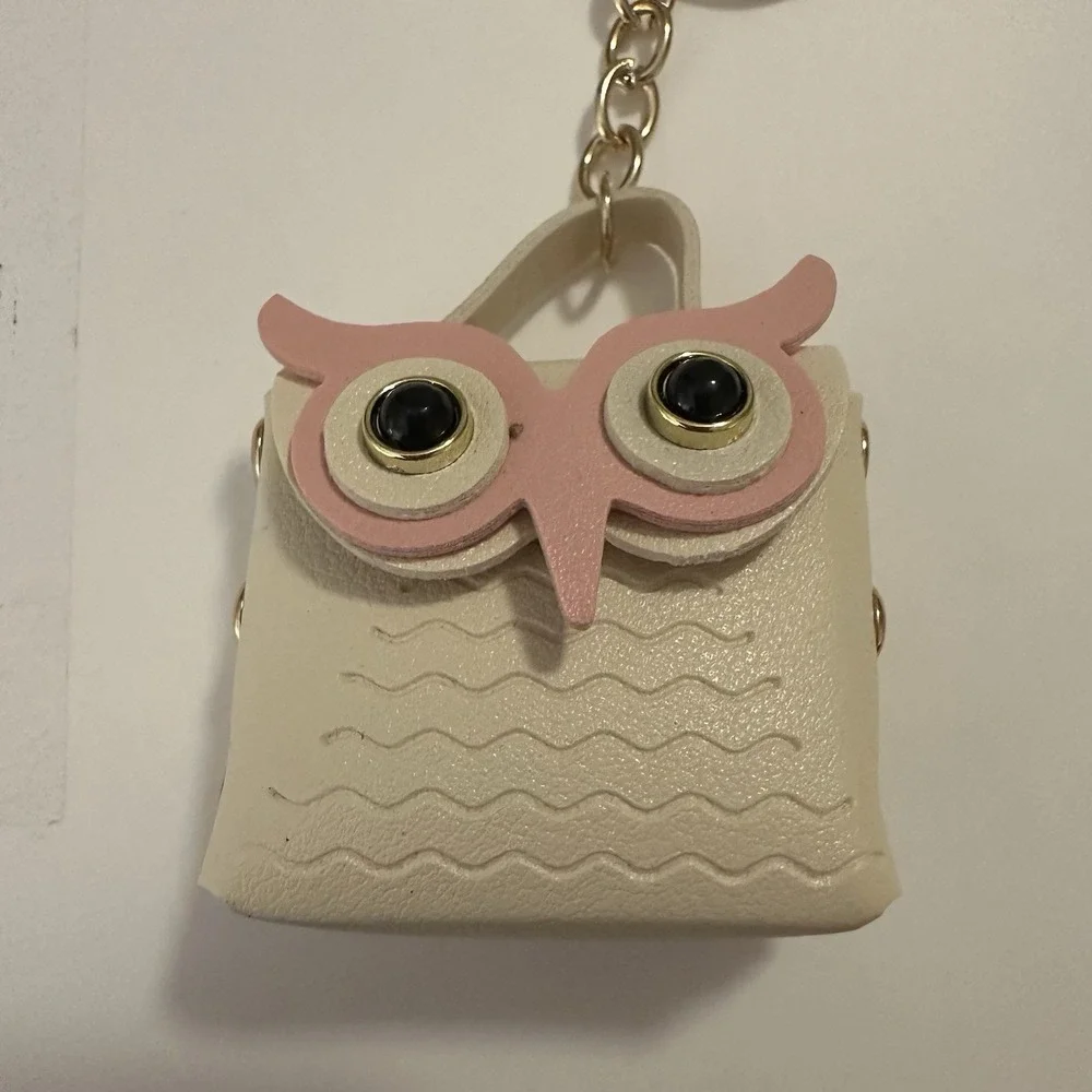 Owl Leather Coin Wallet Change Purse Keychain With Clip & Tassel Tan Snap Close